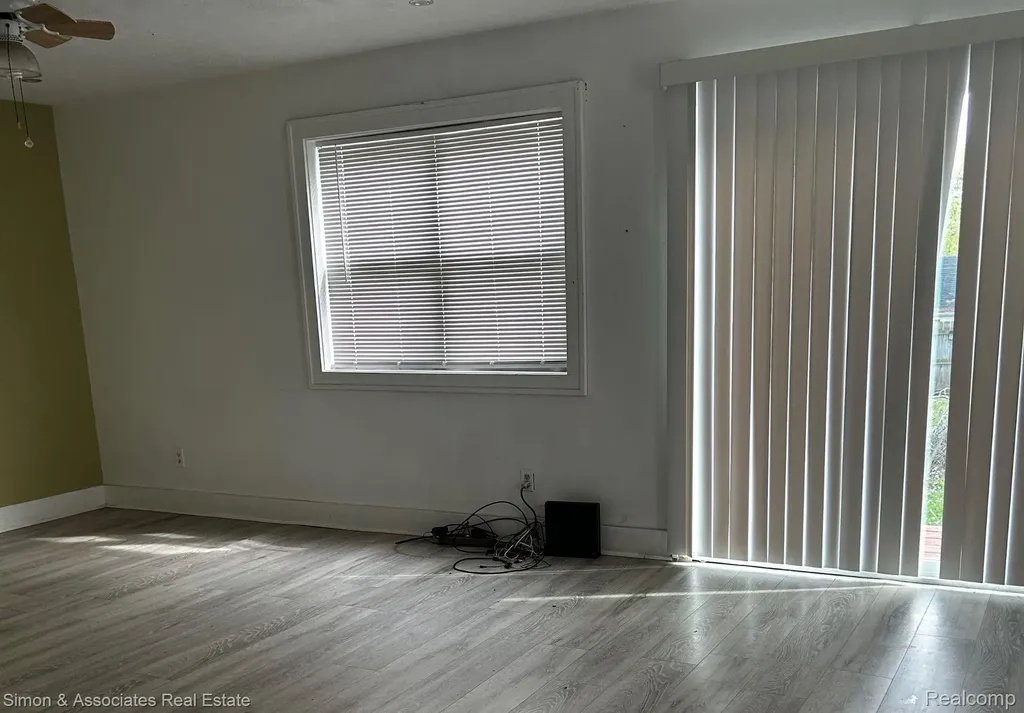 1520 E Oakland Avenue Lansing City MI 48906