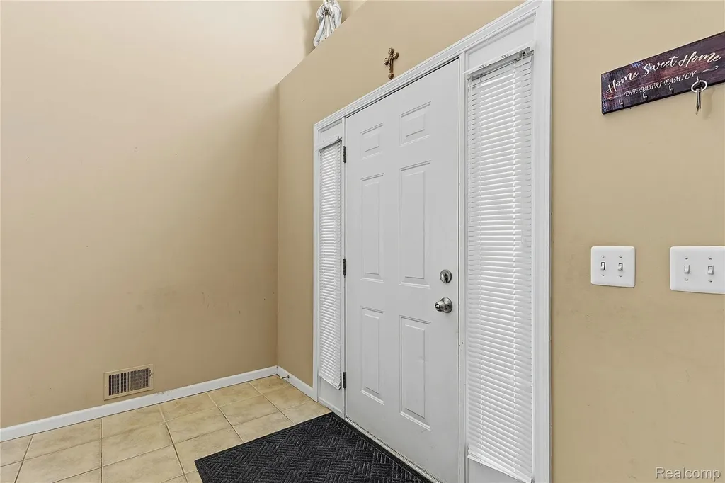 50426 Chief Drive Macomb Township MI 48044