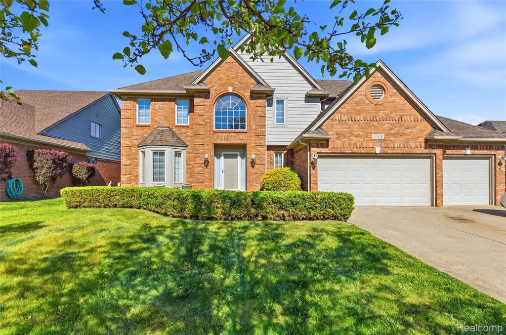 50426 Chief Drive Macomb Township MI 48044