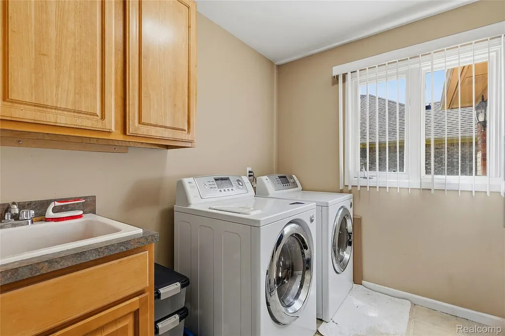 50426 Chief Drive Macomb Township MI 48044