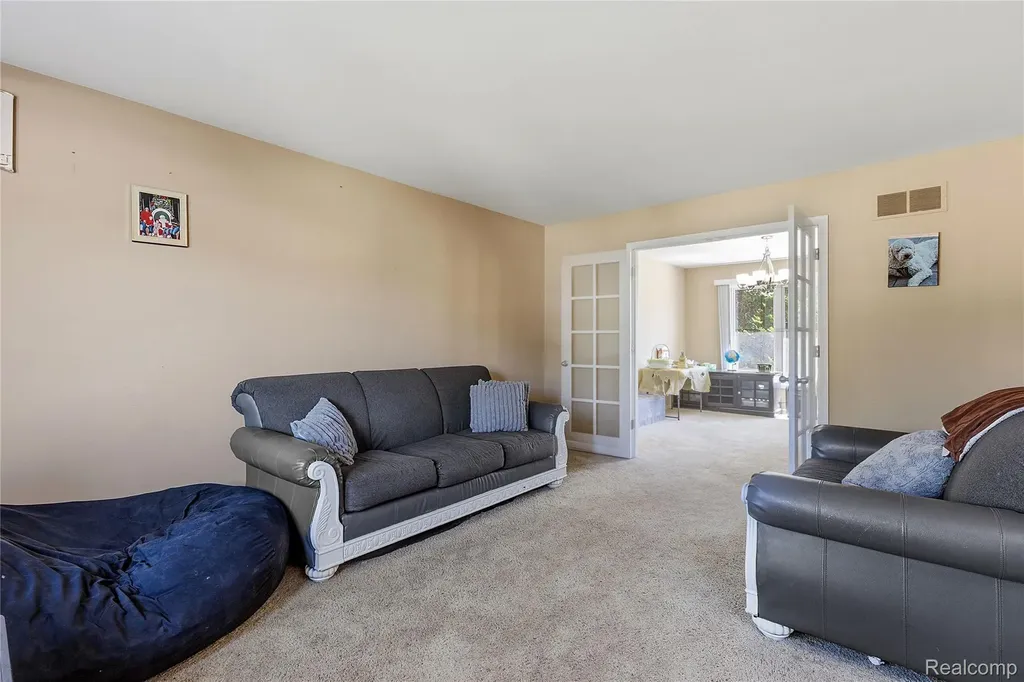 50426 Chief Drive Macomb Township MI 48044