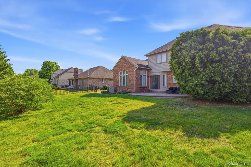 50426 Chief Drive Macomb Township MI 48044