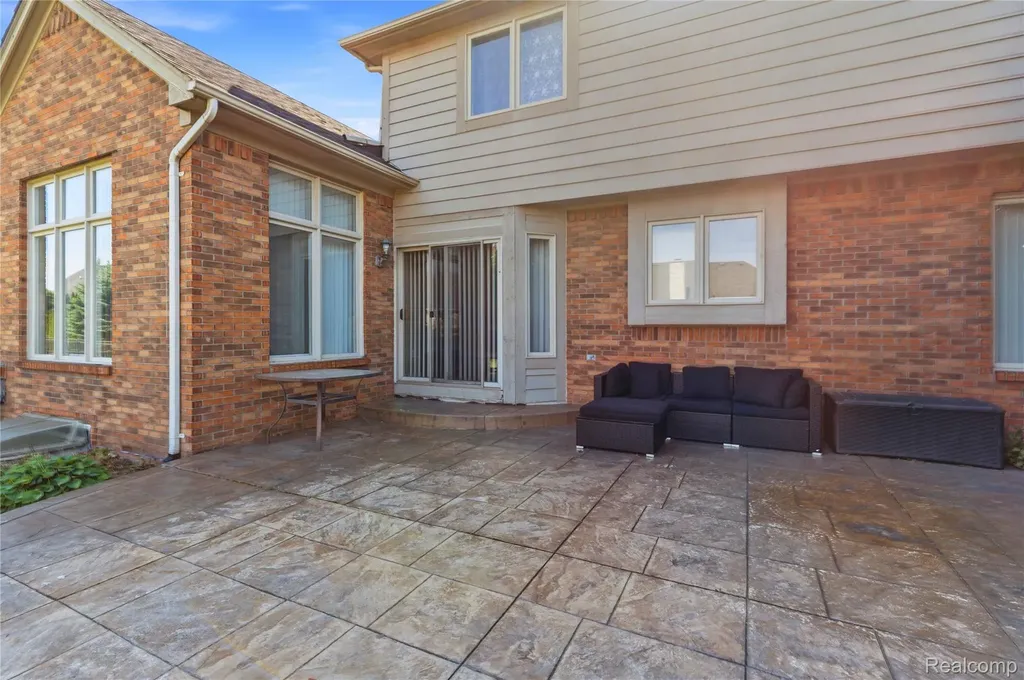 50426 Chief Drive Macomb Township MI 48044
