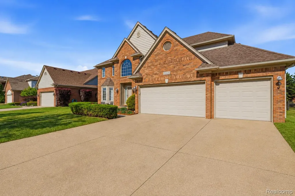 50426 Chief Drive Macomb Township MI 48044