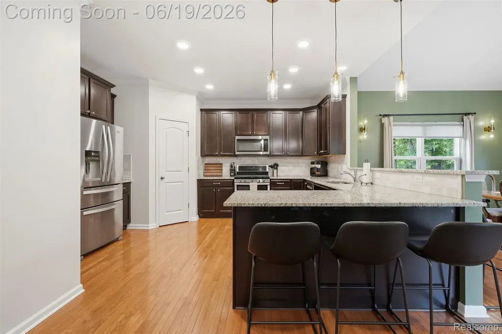 9001 Van Dusen Court Green Oak Township MI 48178