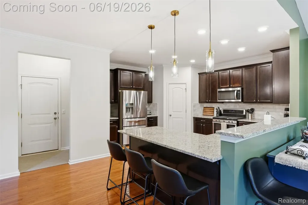 9001 Van Dusen Court Green Oak Township MI 48178