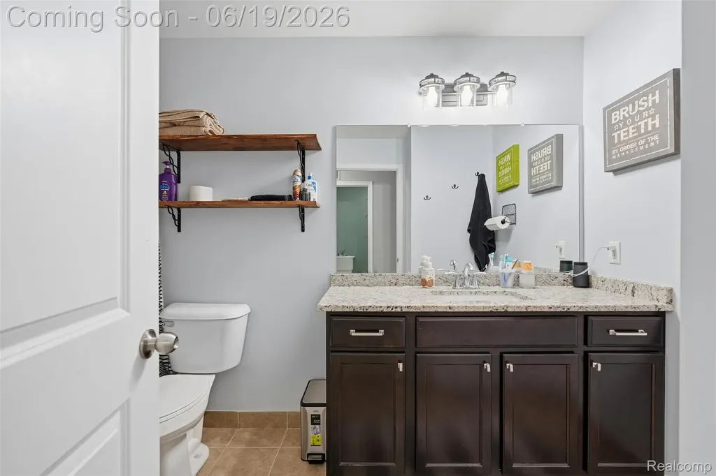 9001 Van Dusen Court Green Oak Township MI 48178