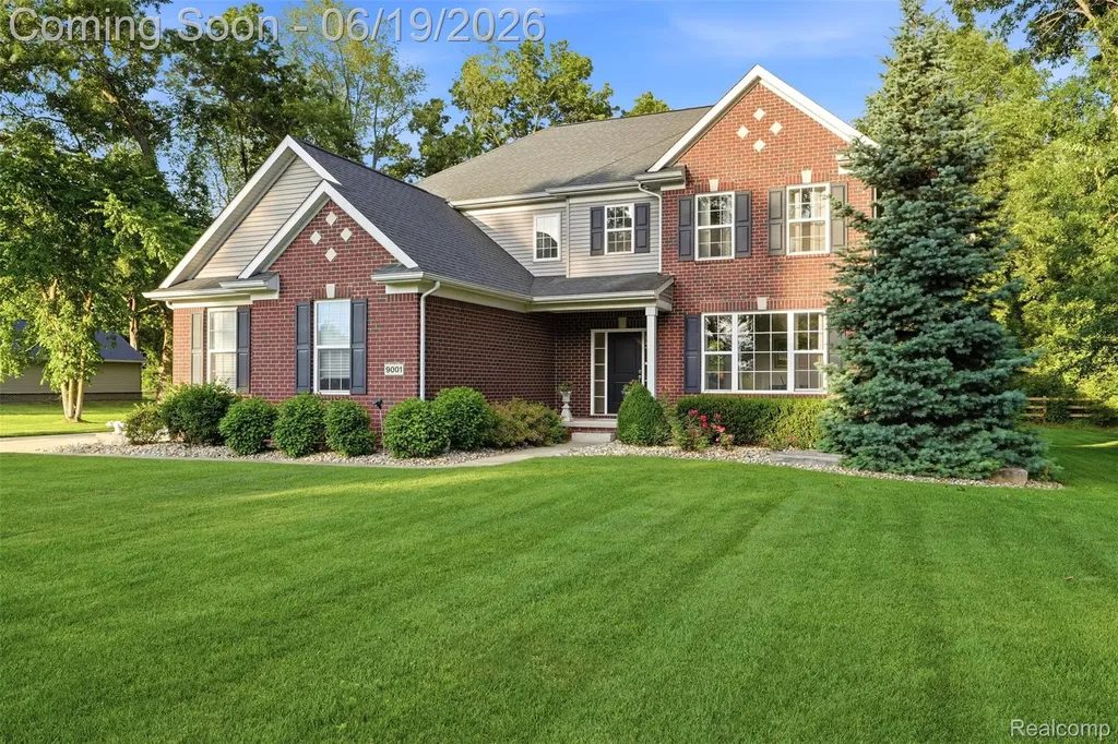 9001 Van Dusen Court Green Oak Township MI 48178