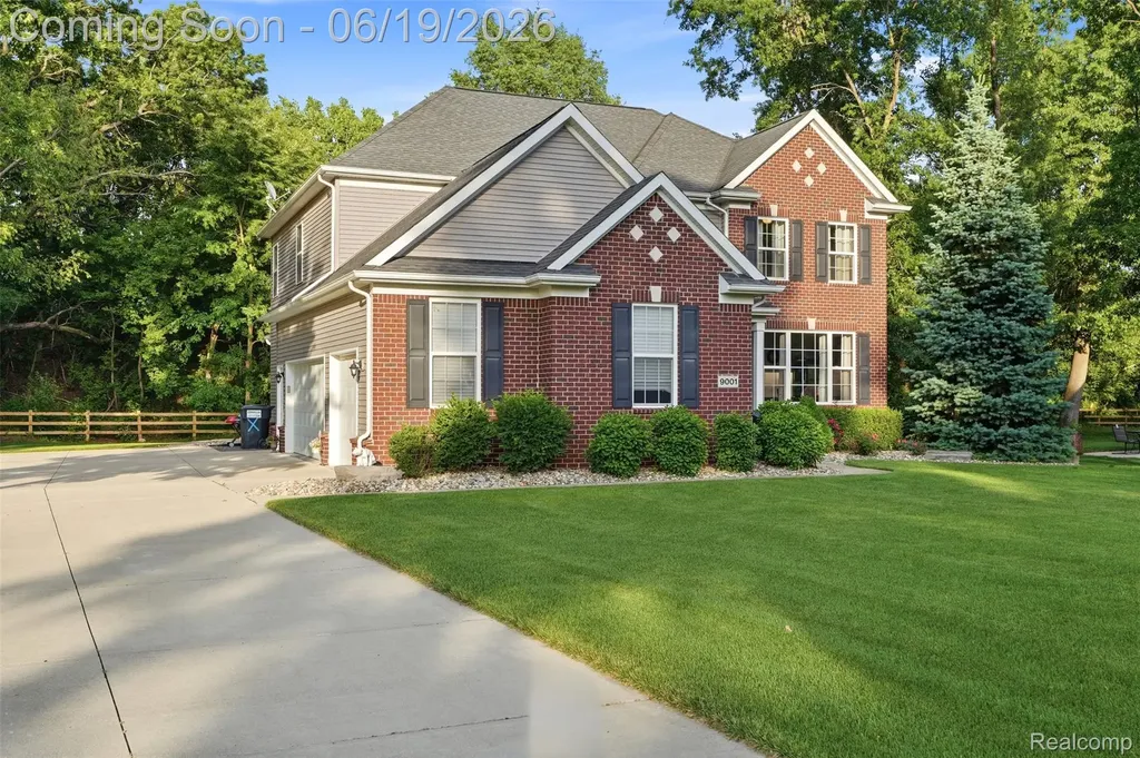 9001 Van Dusen Court Green Oak Township MI 48178