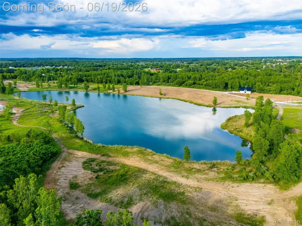 9001 Van Dusen Court Green Oak Township MI 48178