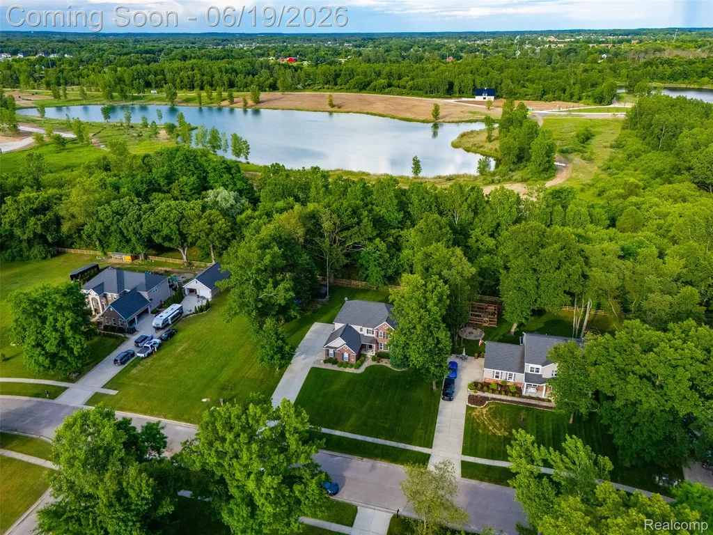 9001 Van Dusen Court Green Oak Township MI 48178