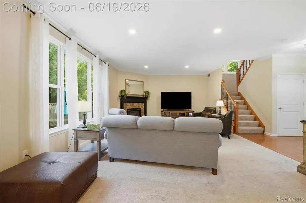 9001 Van Dusen Court Green Oak Township MI 48178