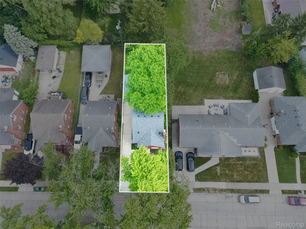 23636 Edward Street Dearborn City MI 48128