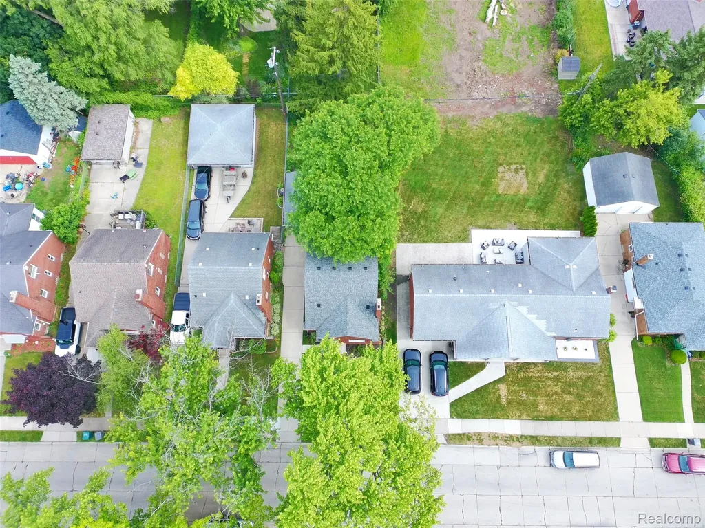 23636 Edward Street Dearborn City MI 48128