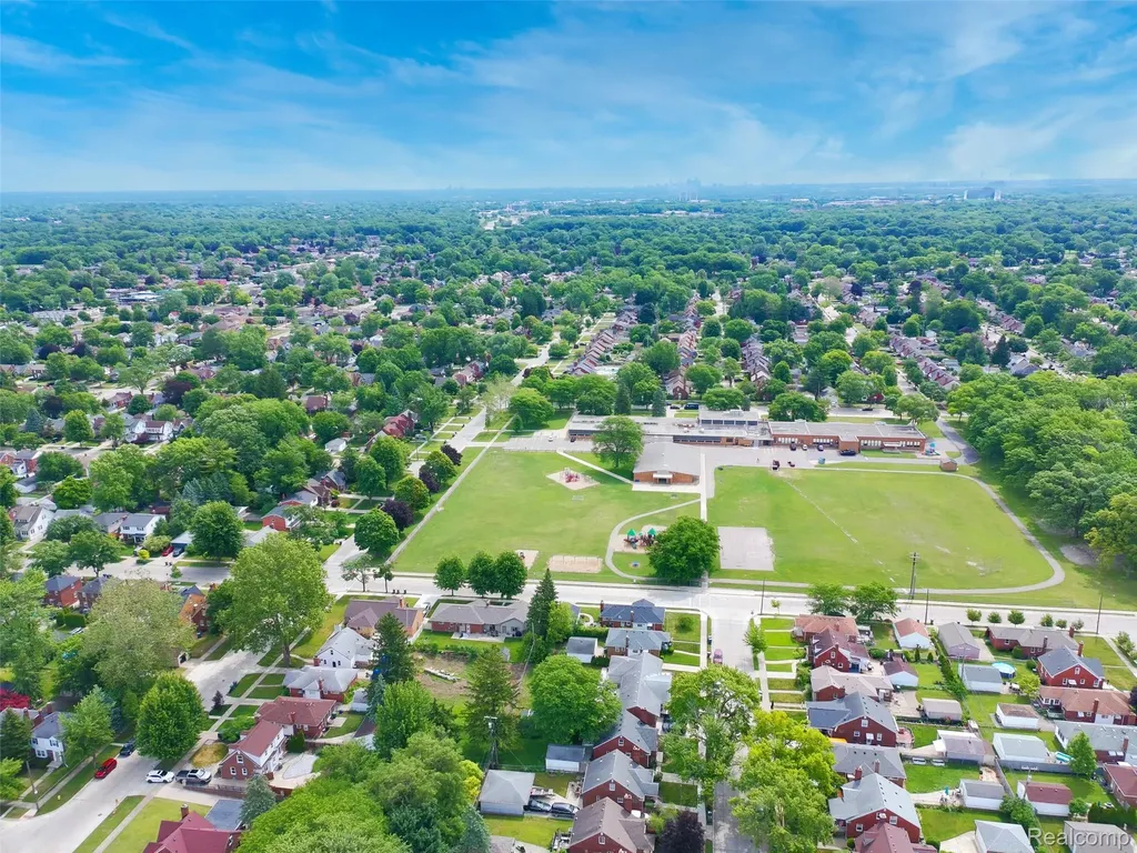 23636 Edward Street Dearborn City MI 48128