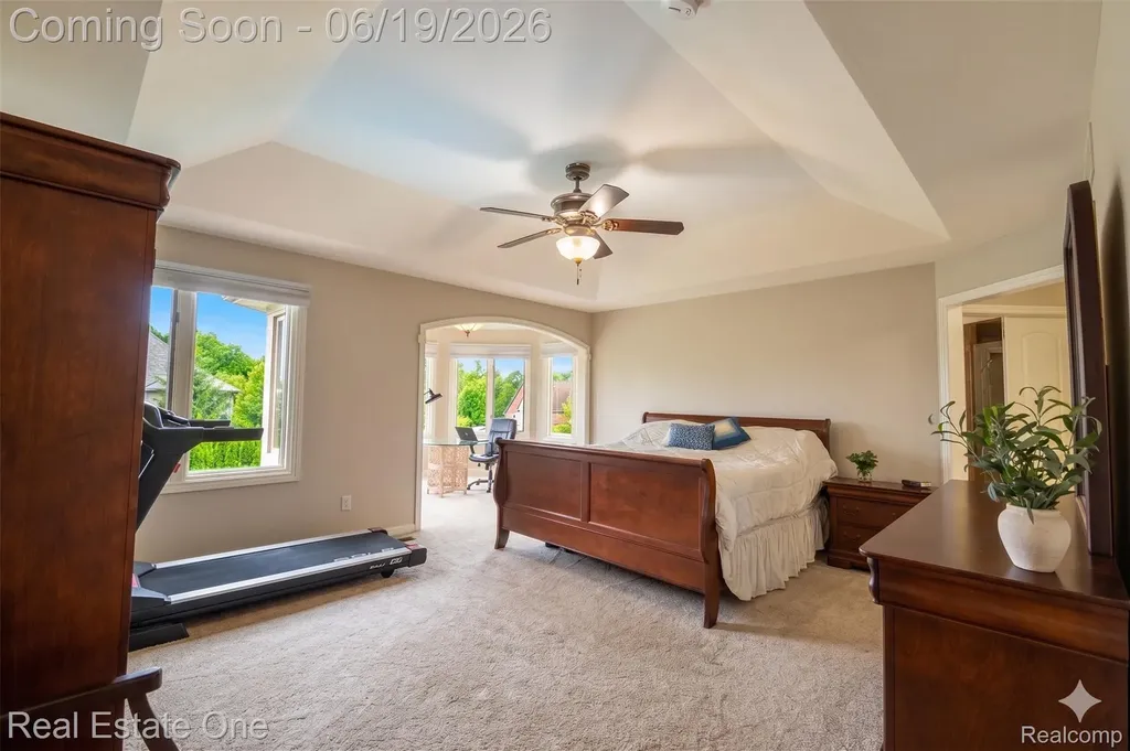 1576 Galena Rochester Hills City MI 48306