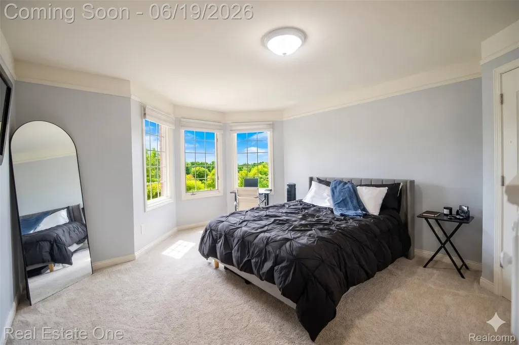 1576 Galena Rochester Hills City MI 48306