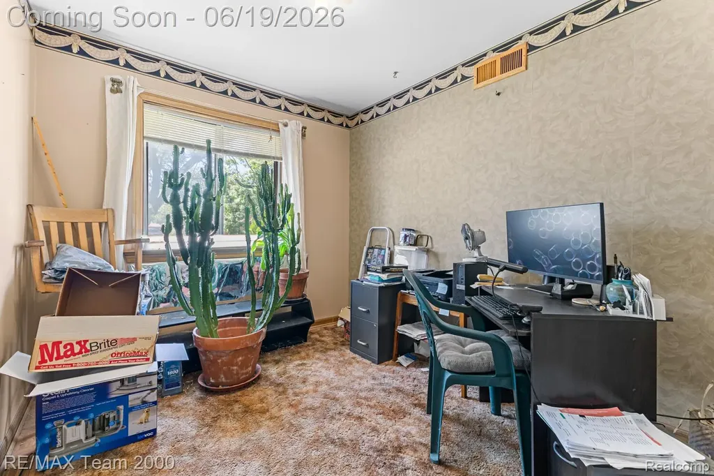 18533 Matthew Drive Clinton Charter Township MI 48035