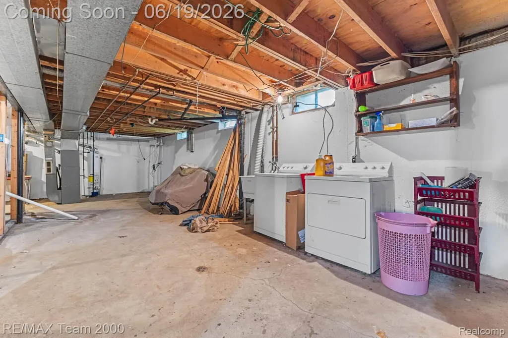 18533 Matthew Drive Clinton Charter Township MI 48035