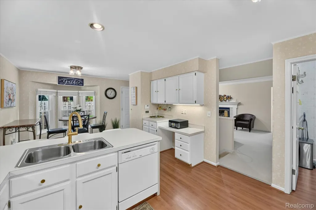 6407 Western Way Flint Charter Township MI 48532