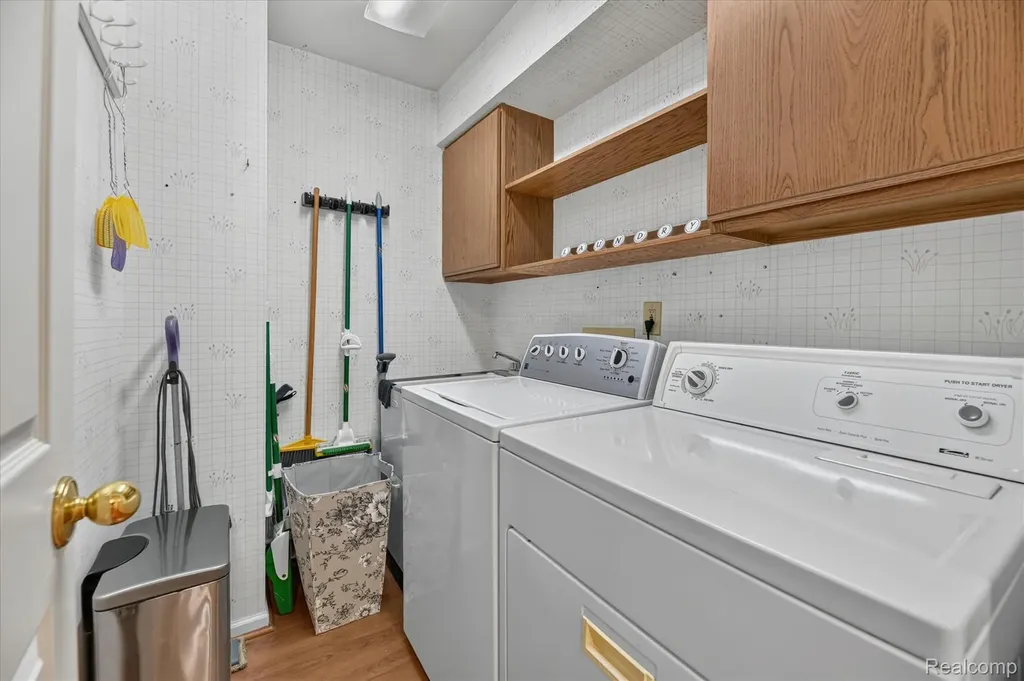 6407 Western Way Flint Charter Township MI 48532