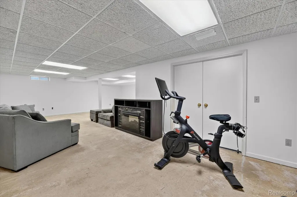 6407 Western Way Flint Charter Township MI 48532