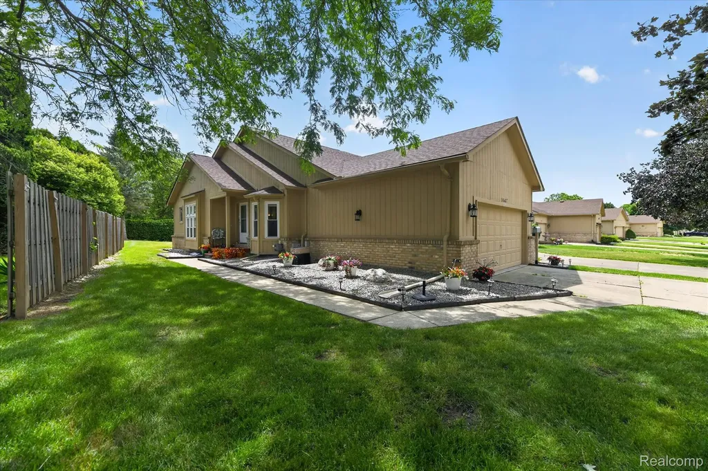 6407 Western Way Flint Charter Township MI 48532