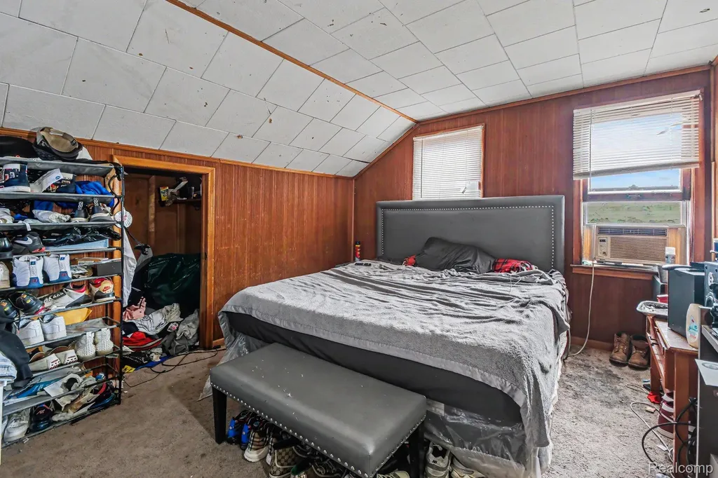 17333 Mansfield Street Detroit City MI 48235