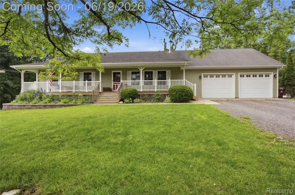 5739 Suntar Valley Drive Howell Township MI 48836