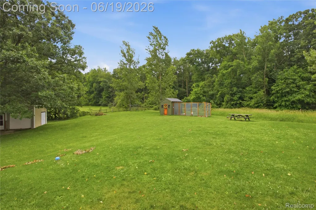 5739 Suntar Valley Drive Howell Township MI 48836