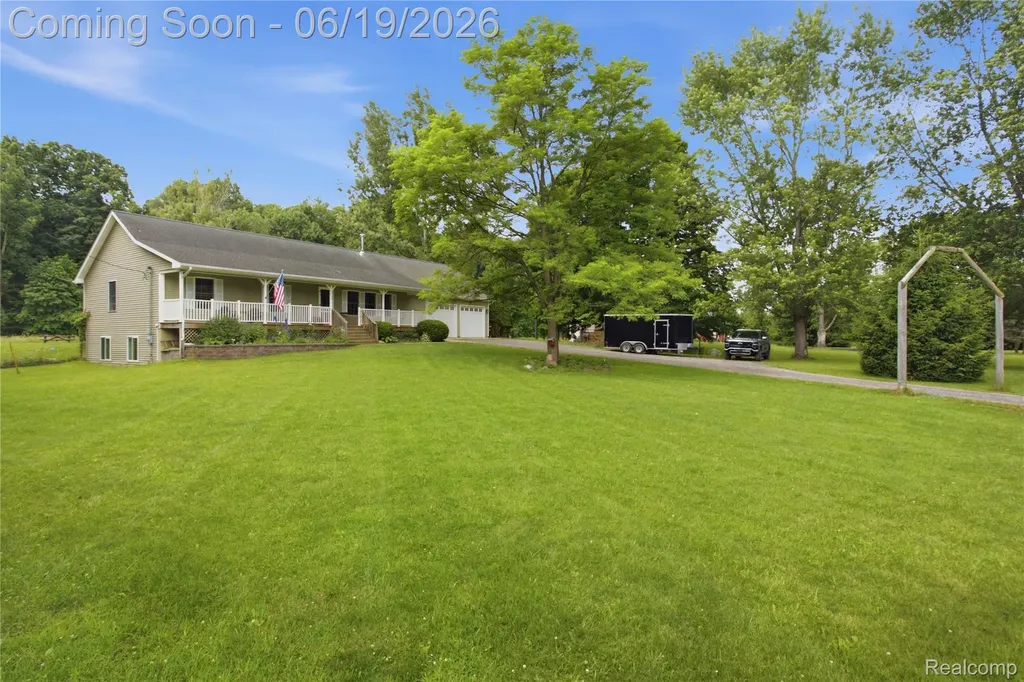 5739 Suntar Valley Drive Howell Township MI 48836