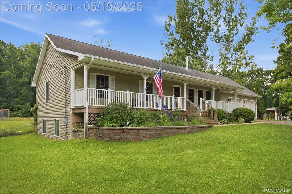 5739 Suntar Valley Drive Howell Township MI 48836