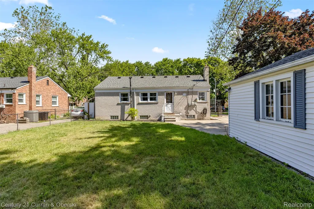 29655 Westfield Street Livonia City MI 48150