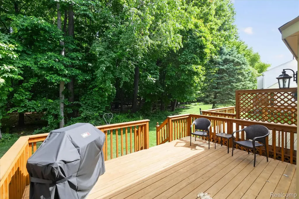 7866 Rivergate Drive Westland City MI 48185