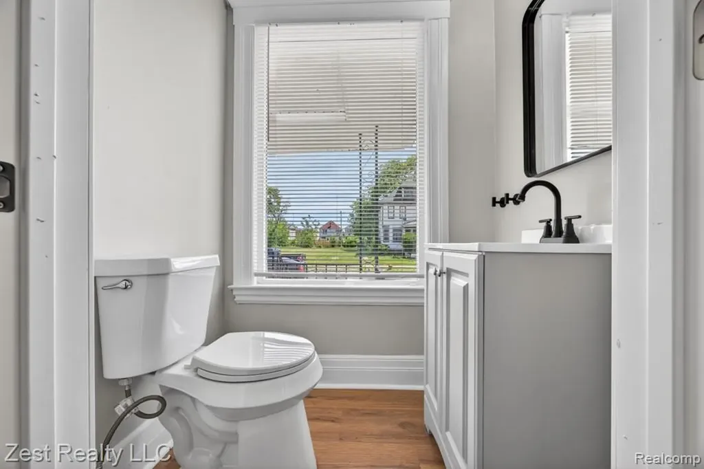 2525 Bewick Street Detroit City MI 48214