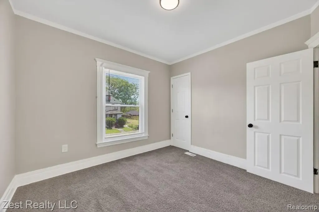 2525 Bewick Street Detroit City MI 48214