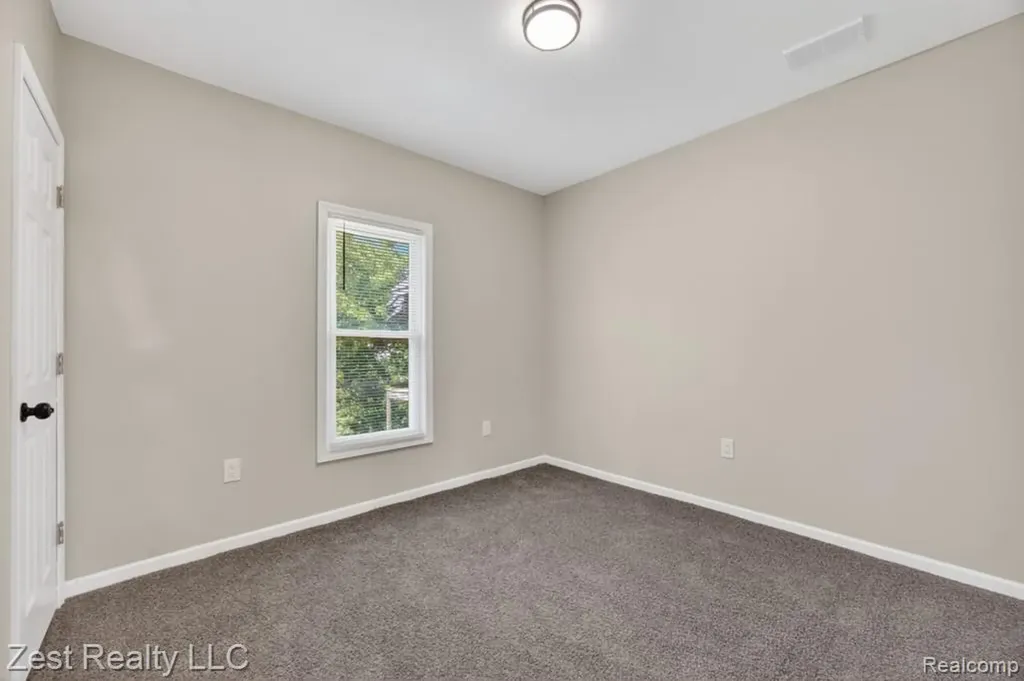 2525 Bewick Street Detroit City MI 48214
