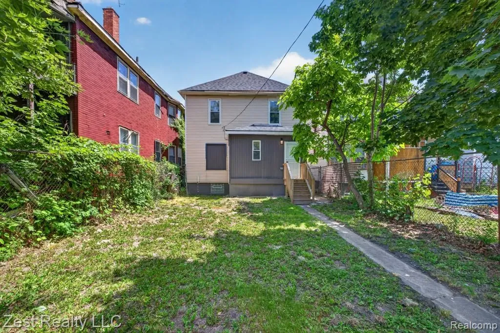 2525 Bewick Street Detroit City MI 48214