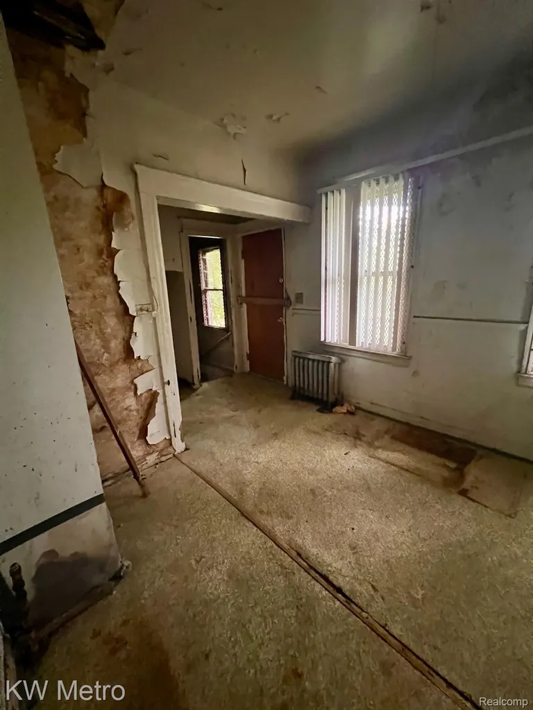 1223 W Euclid Street Detroit City MI 48202