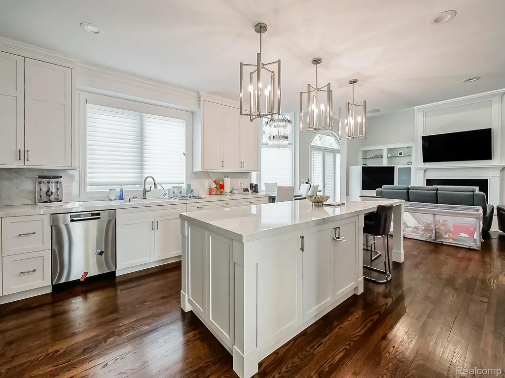 3586 Walnut Brook Drive Rochester Hills City MI 48309