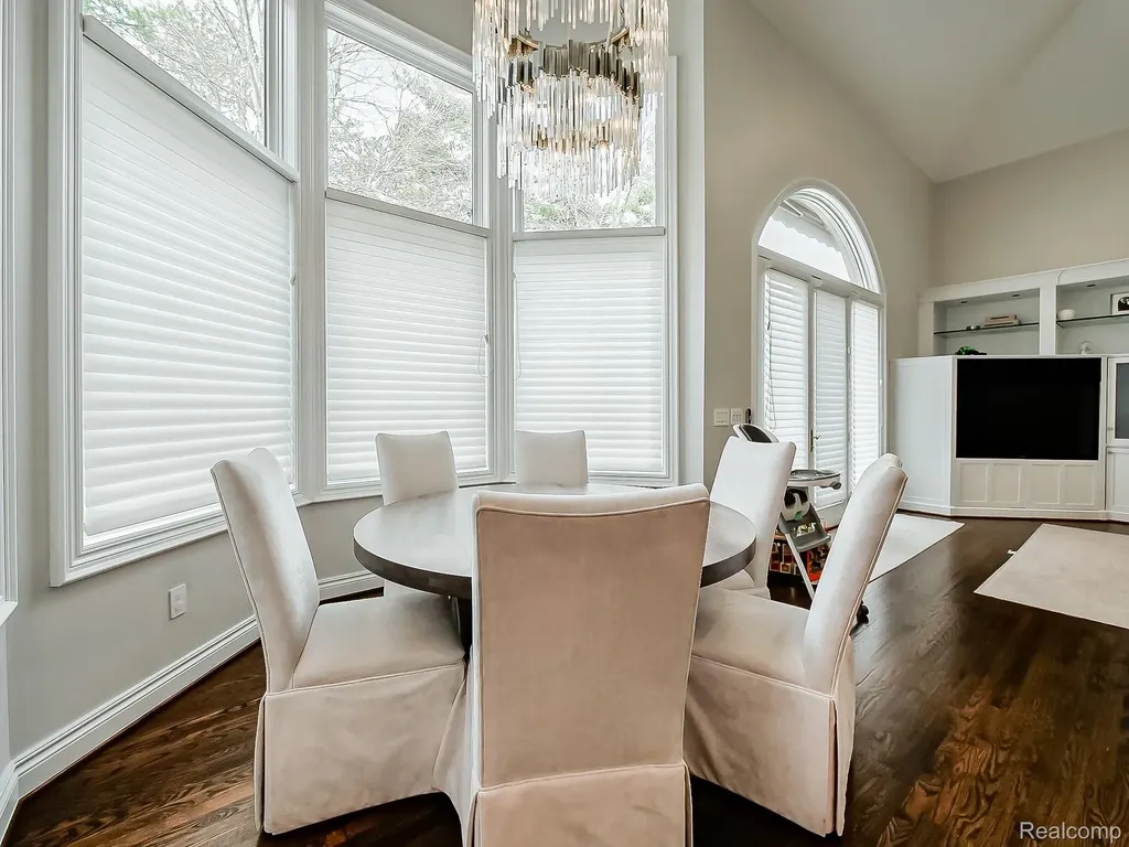 3586 Walnut Brook Drive Rochester Hills City MI 48309