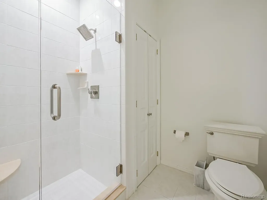 3586 Walnut Brook Drive Rochester Hills City MI 48309