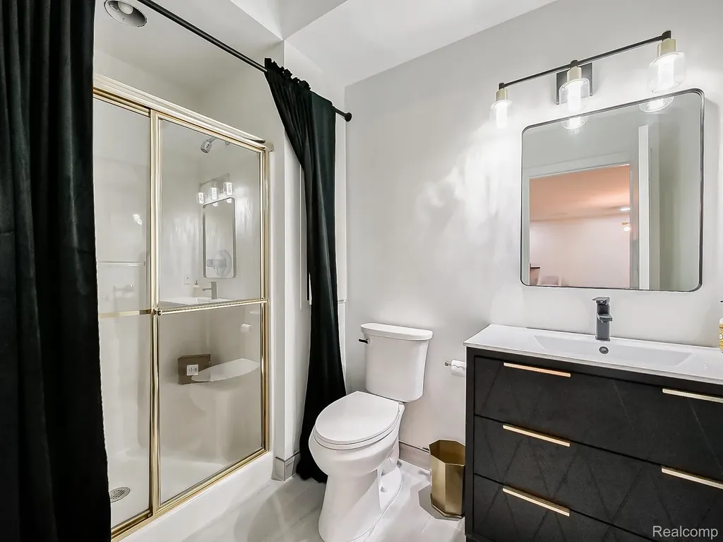 3586 Walnut Brook Drive Rochester Hills City MI 48309