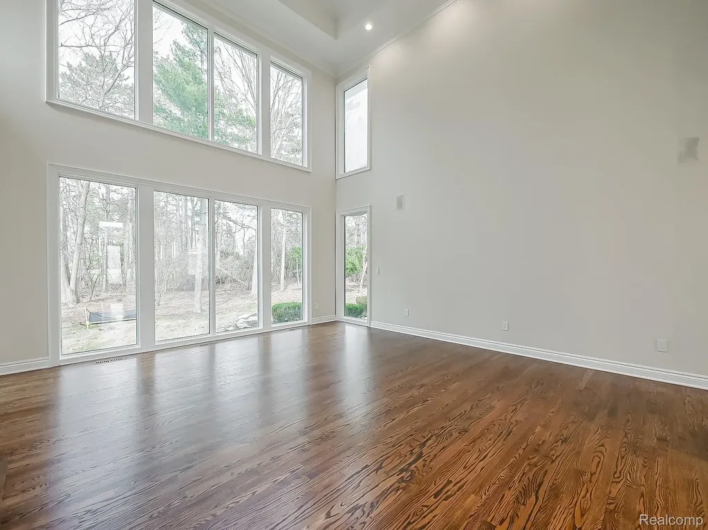 3586 Walnut Brook Drive Rochester Hills City MI 48309
