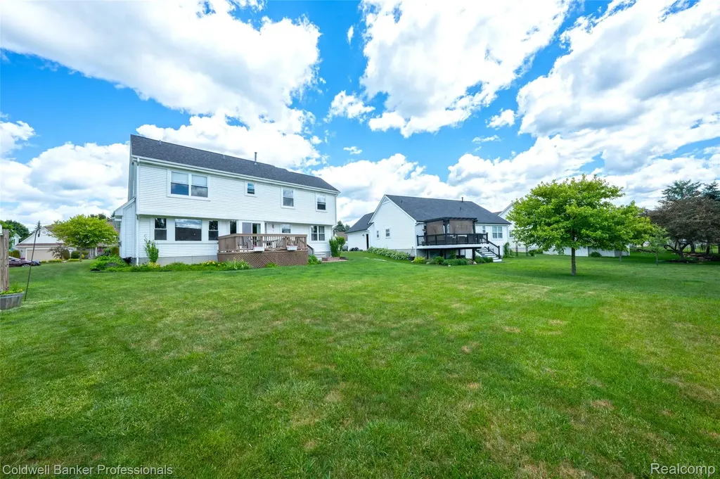 2088 Lochnayne Lane Davison Township MI 48423