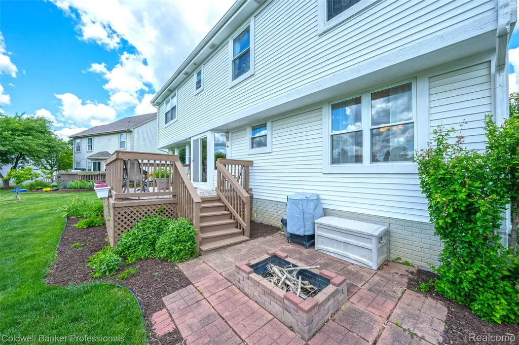 2088 Lochnayne Lane Davison Township MI 48423