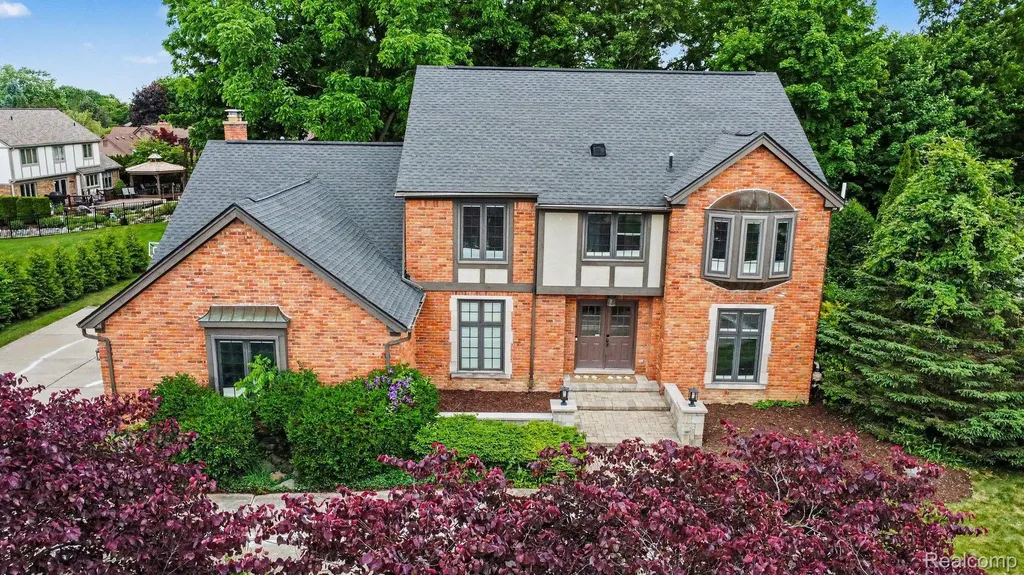 20145 Woodbend Drive Northville Township MI 48167