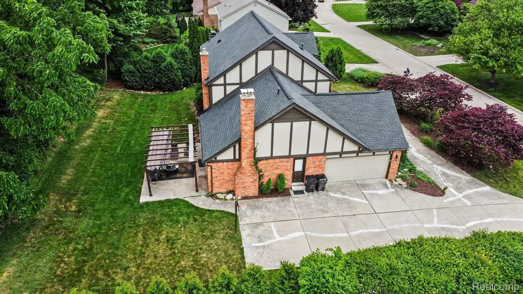 20145 Woodbend Drive Northville Township MI 48167
