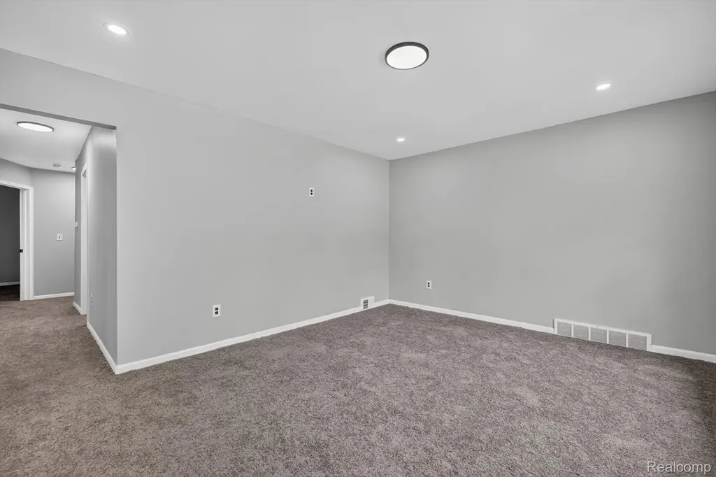 15024 Coram Street Detroit City MI 48205