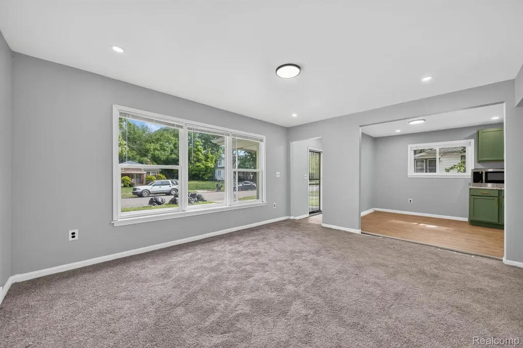 15024 Coram Street Detroit City MI 48205
